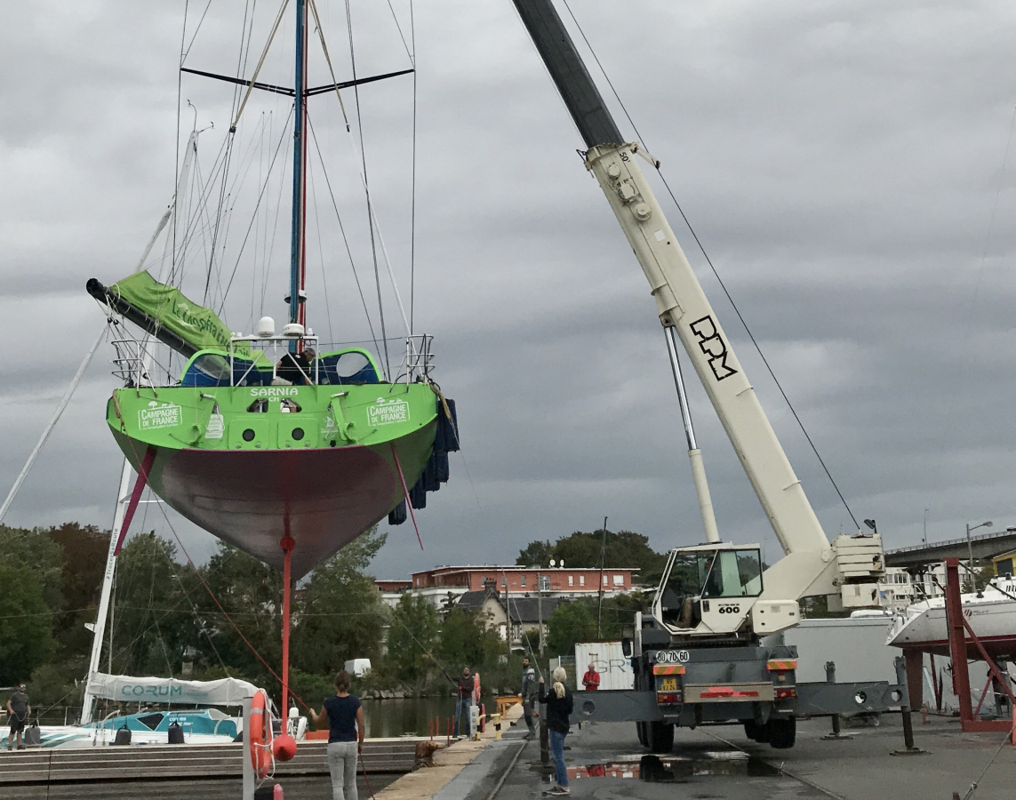 Fin de la manoeuvre de mise à l'eau.